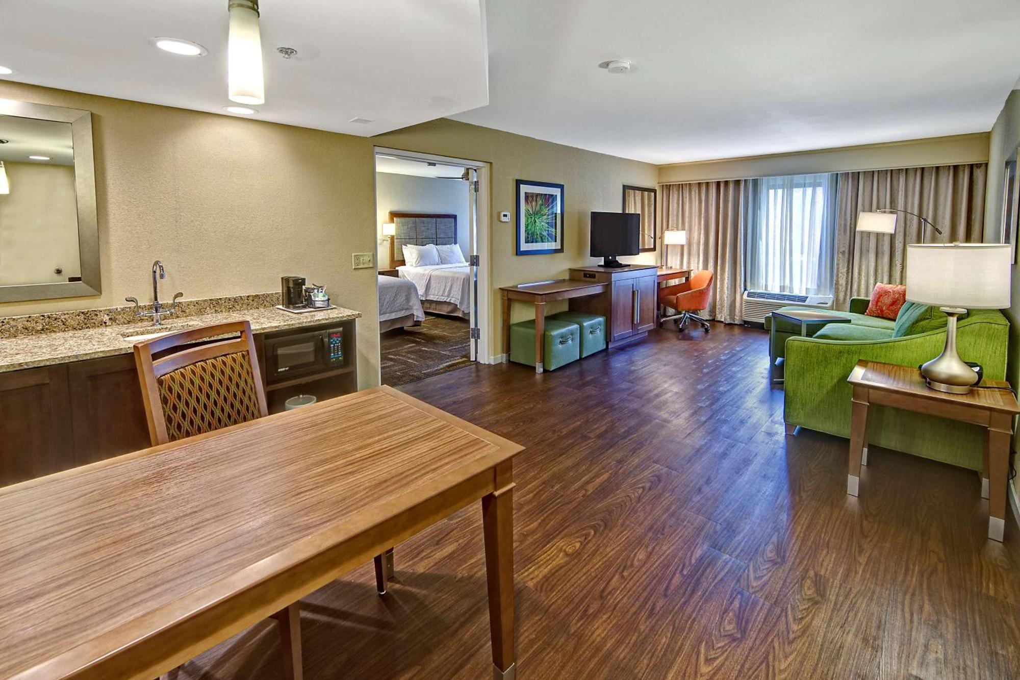 Hampton Inn And Suites Asheville Airport Fletcher Eksteriør billede